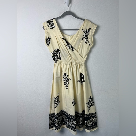 S-Twelve Dresses & Skirts - S Twelve Yellow & Black Floral Cotton Spandex A-line Summer Beach Vacation Dress